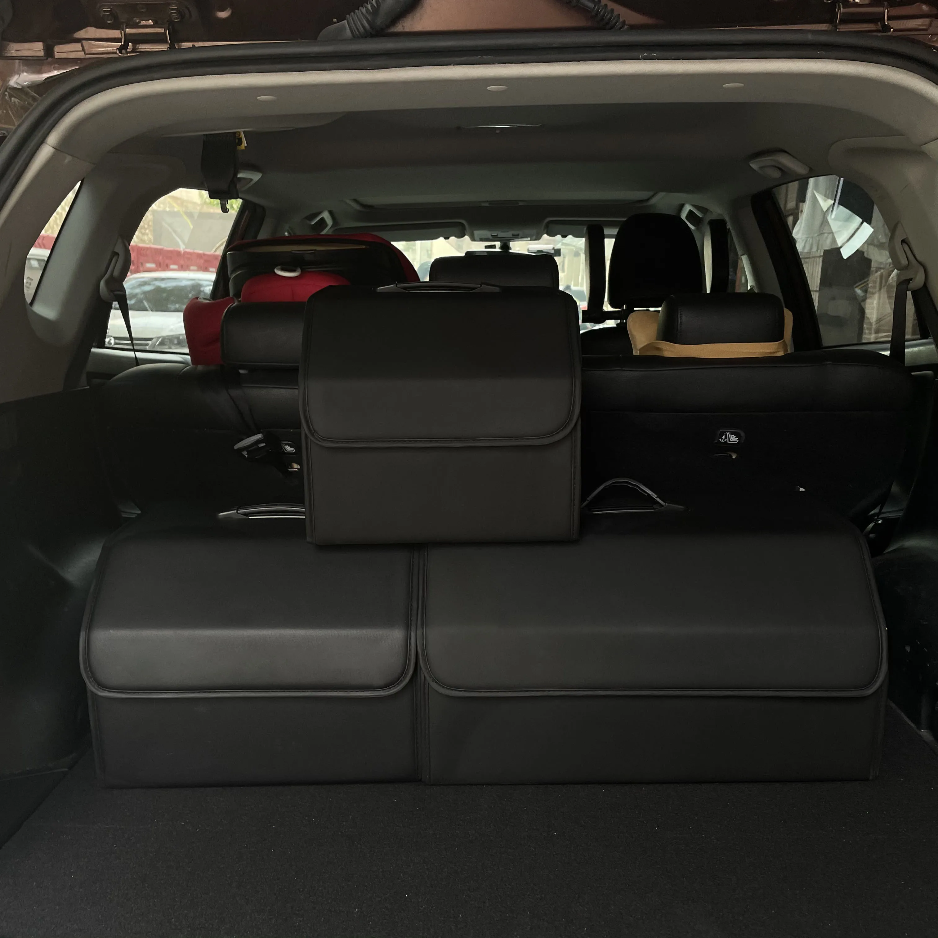 Foldable Car Trunk Storage Box for Essentials - Image 2